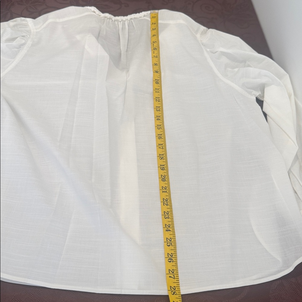 Vince Elegant White Women's Top. Ladies 1X - Picture 15 of 15